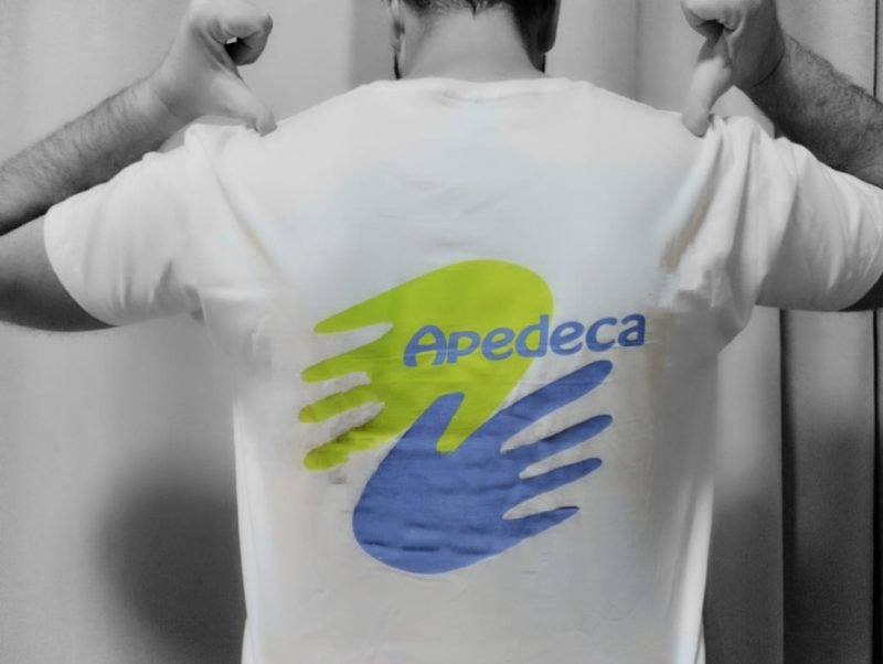 Equipo de APEDECA disponible para informar y orientar